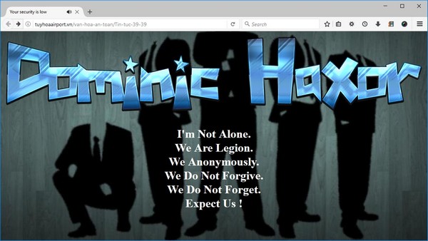 Th&ocirc;ng tin hacker để lại sau khi thay đổi giao diện một trang con của s&acirc;n bay Tuy H&ograve;a