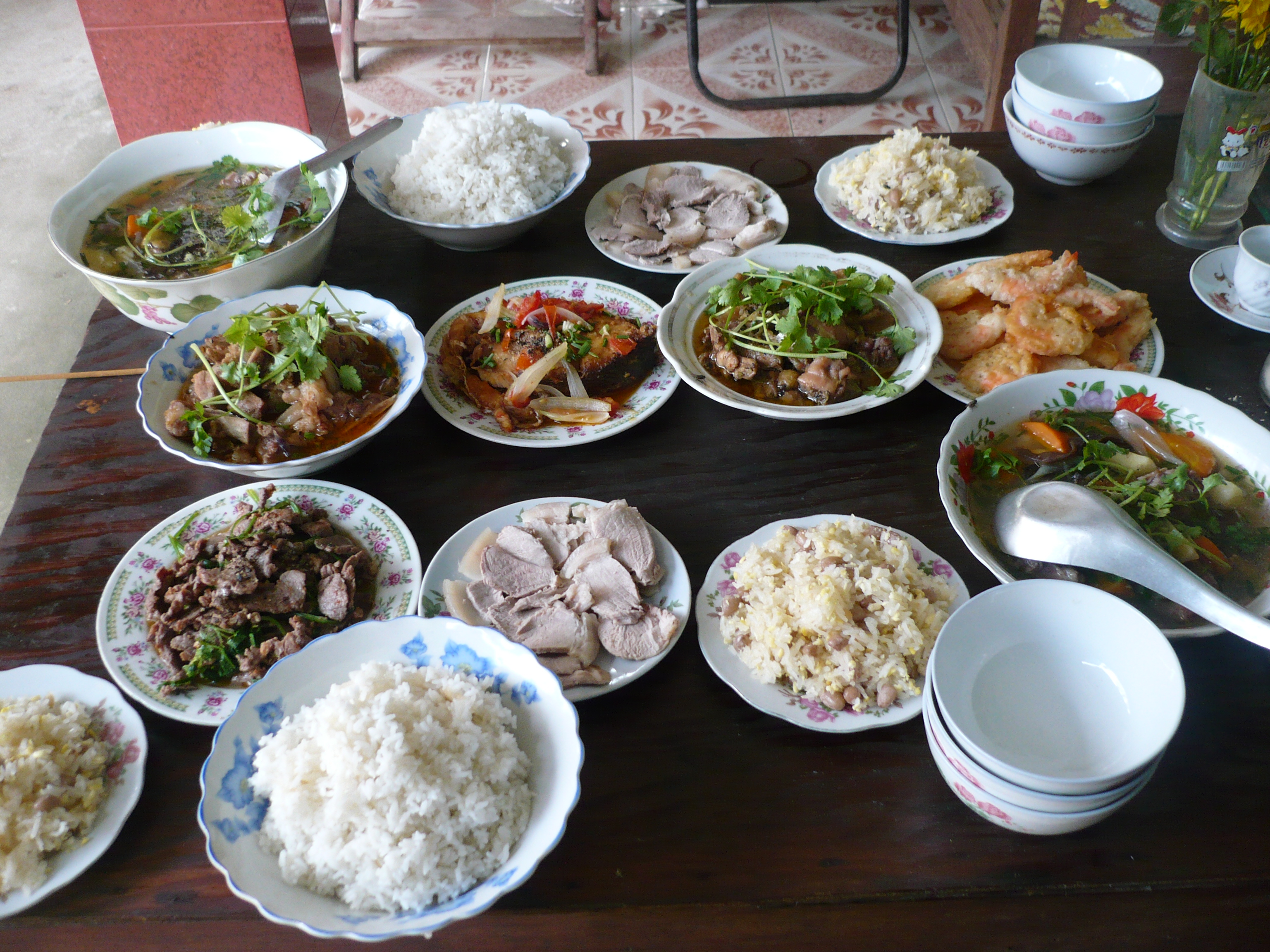 Bỏ t&uacute;i 4 tuyệt chi&ecirc;u giảm cơn đau dạ d&agrave;y ngay tức th&igrave;