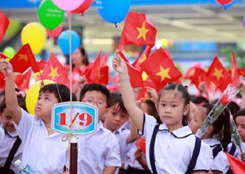  H&agrave; Nội ch&iacute;nh thức tăng học ph&iacute; trường c&ocirc;ng từ năm học 2017-2018. Ảnh minh họa