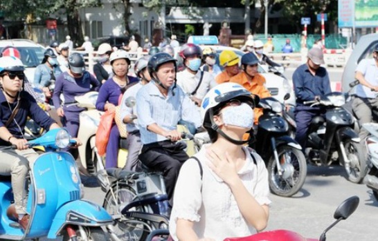  Nắng n&oacute;ng gay gắt tiếp tục k&eacute;o d&agrave;i tại Bắc Bộ v&agrave; Trung Bộ. Ảnh minh họa