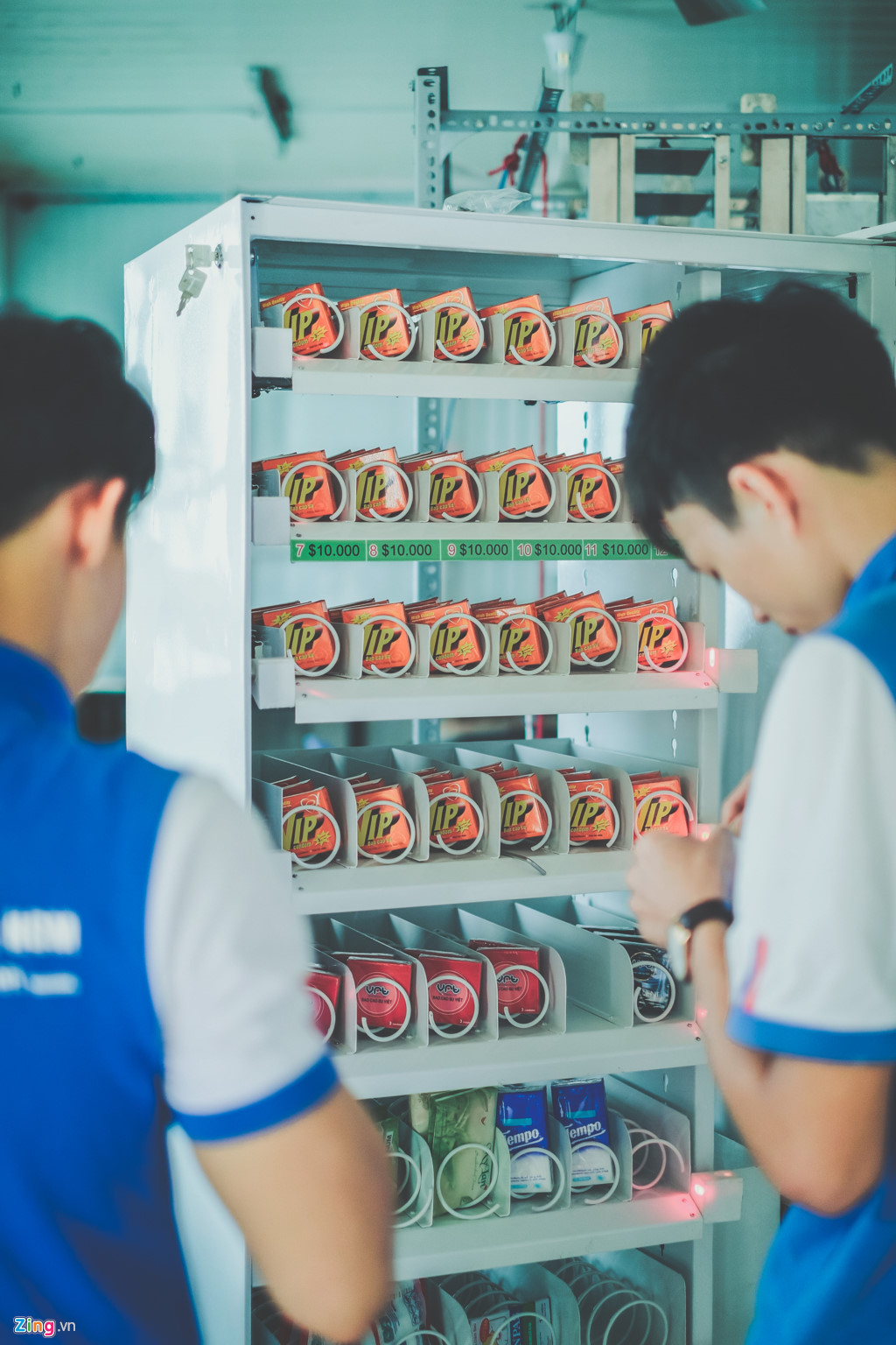  V&igrave; chỉ l&agrave; bản thử nghiệm v&agrave; c&ograve;n n&acirc;ng cấp n&ecirc;n iCondom vẫn gặp phải một số lỗi về lập tr&igrave;nh, độ nhạy v&agrave; t&iacute;nh năng cũng kh&aacute; hạn chế như kh&ocirc;ng nhận tiền lớn hơn 100 ngh&igrave;n đồng, kh&ocirc;ng thể trả lại tiền.