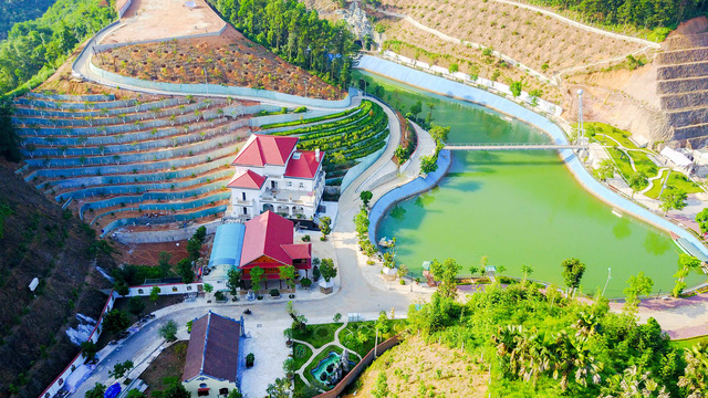  Khu dinh thự rộng tr&ecirc;n 13.000 m2 của gia đ&igrave;nh Gi&aacute;m đốc Sở T&agrave;i nguy&ecirc;n v&agrave; 13Win1 tải ứng dụng Y&ecirc;n B&aacute;i. Ảnh: VnEpress