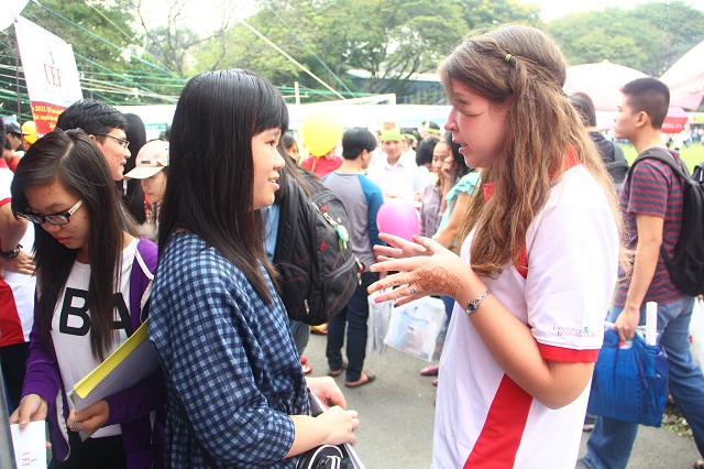  Ng&ocirc;n ngữ Anh l&agrave; một trong những ng&agrave;nh học c&oacute; tỉ lệ sinh vi&ecirc;n ra trường c&oacute; việc l&agrave;m tốt nhất. Ảnh minh họa