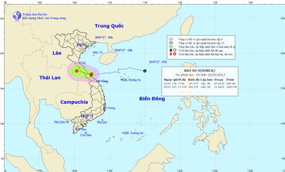  Trong 3 giờ tới b&atilde;o số 4 sẽ đổ bộ v&agrave;o đất liền c&aacute;c tỉnh từ H&agrave; Tĩnh đến Quảng Trị. Ảnh: TTDBKTTVTW