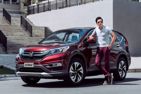  Hiện tại, c&aacute;c mẫu xe CR-V 2.0 AT v&agrave; 2.4 AT đều hết h&agrave;ng, chỉ c&ograve;n CR-V 2.4 TG.