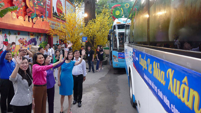  Phương &aacute;n nghỉ trước Tết 2 ng&agrave;y gi&uacute;p người 13Win18 cá cược thể thao ở xa c&oacute; thể về nh&agrave; ăn Tết. Ảnh: Y  Linh (B&aacute;o Thanh ni&ecirc;n)