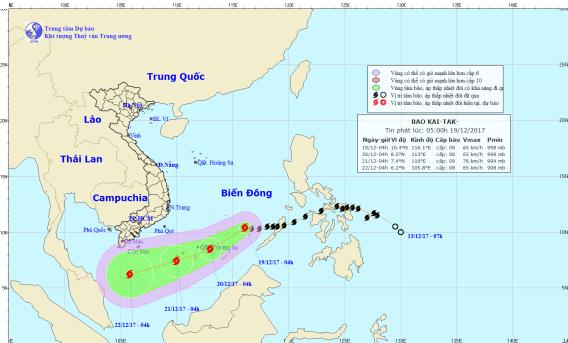  Vị tr&iacute; v&agrave; hướng đi của cơn b&atilde;o Kai-tak tr&ecirc;n biển Đ&ocirc;ng. Ảnh: TTDBKTTVTW