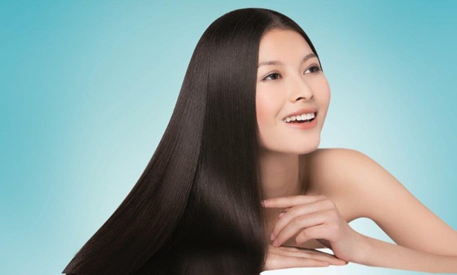 Chăm s&oacute;c t&oacute;c với liệu ph&aacute;p massage gi&uacute;p m&aacute;i t&oacute;c th&ecirc;m phần chắc khỏe