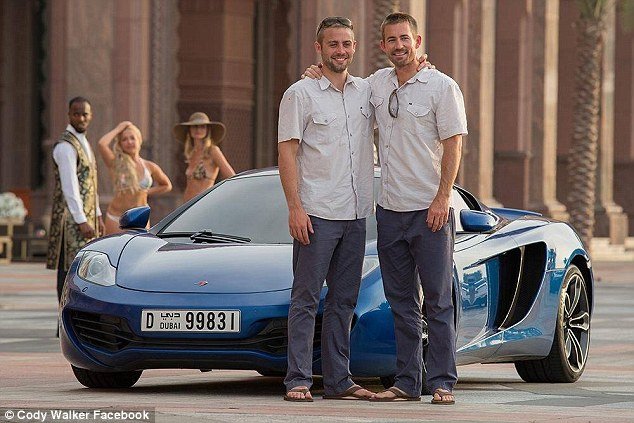 Hai em trai Paul Walker, Cody và Caleb tr&ecirc;n trường quay Fast & furious 7