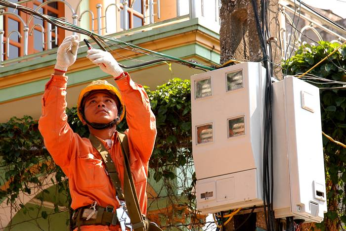 EVN HANOI tăng cường ứng dụng khoa học c&ocirc;ng nghệ để n&acirc;ng cao năng suất chất lượng c&ocirc;ng t&aacute;c quản l&yacute; vận h&agrave;nh lưới điện