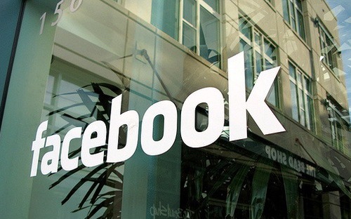 Mạng x&atilde; hội Facebook hiện đang chiếm 12% trong tổng doanh thu 186,81 tỷ USD của ng&agrave;nh quảng c&aacute;o số to&agrave;n cầu. Ảnh: CNBC 