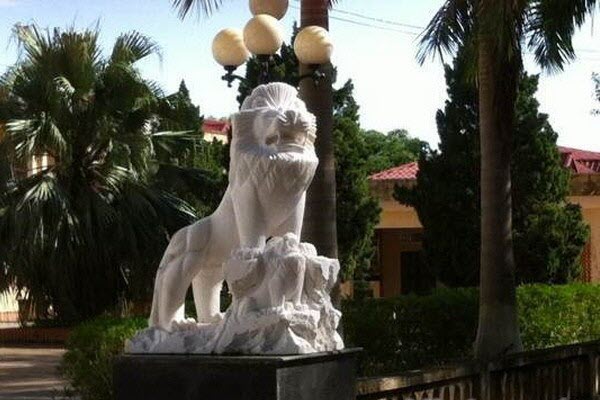 di t&iacute;ch, hiện vật lạ, linh vật lạ, thuần phong mỹ tục