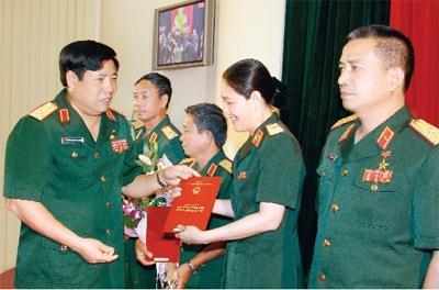hàm cấp tướng, bộ quốc phòng, bộ công an, phong tướng, quân hàm hàm cấp tướng, bộ quốc phòng, bộ công an, phong tướng, quân hàm