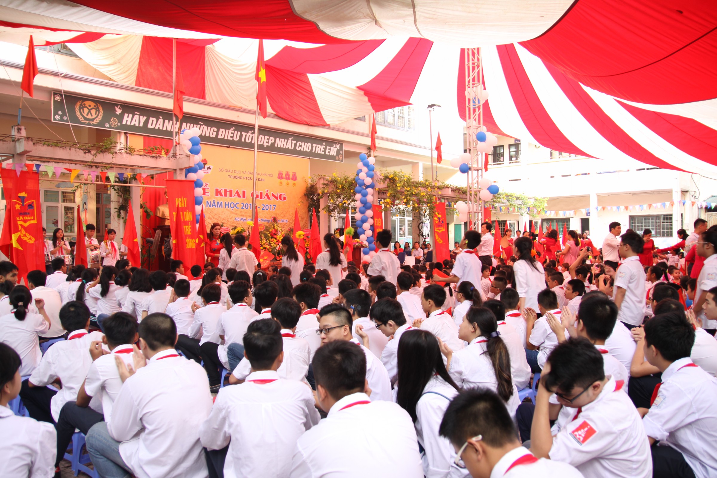 khai giảng tại trường Xã Đàn khai giảng tại trường Xã Đàn