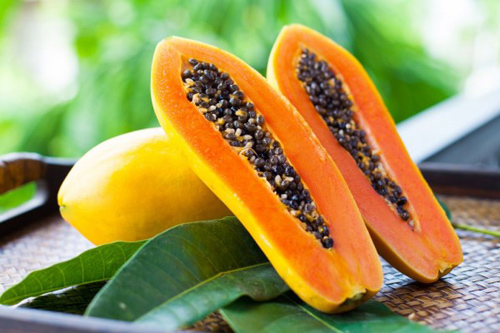 Những người bị c&aacute;c bệnh về dạ d&agrave;y kh&ocirc;ng n&ecirc;n ăn đu đủ