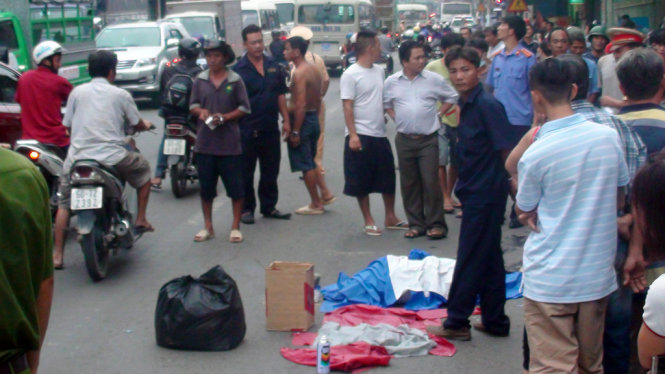 Hiện trường vụ tai nạn giao th&ocirc;ng chết người tr&ecirc;n QL1A