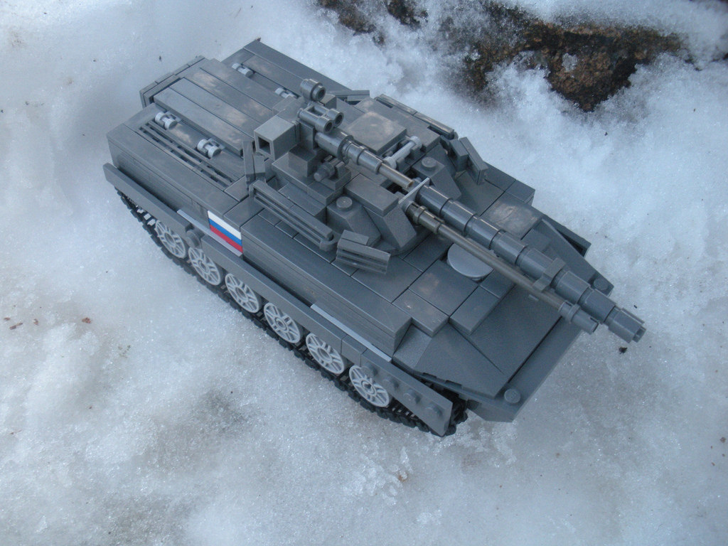 Ngoài BMP-3F, xe chiến đấu bộ binh BMP-3 có rất nhiều biến thể. Trong đó BMP-3M được nâng cấp với một tháp pháo mới và động cơ mới. Tháp pháo mới bao gồm một hệ thống điều khiển hỏa lực tự động với máy tính kỹ thuật số, xạ thủ tầm nhìn BZS1, màn hình nhiệt SAGEM sử dụng đèn laser, kính tiềm vọng TKN-AI, đèn chiếu sáng hồng ngoại laser và hệ thống đạn dược mới.