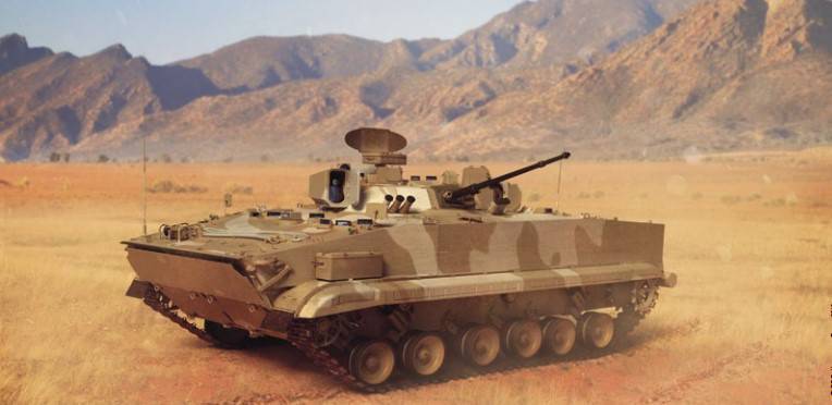 BRM-3K RYS: Biến thể trinh sát được trang bị thiết bị trinh sát quang tuyến truyền hình ảnh nhiệt 1PN71, radar trinh sát đa dụng 1RL-133-1, thiết bị trinh sát đêm 2 chế độ 1PN65, máy tính 1V520 và hệ thống định vị TNA-4-6. Xe được trang bị pháo 2 trục 30mm 2A72 (600 viên đạn) và súng máy đồng trục 7,62mm PKT (2.000 viên đạn). Trọng lượng chiến đấu: 19 tấn, phi hành đoàn: 6 người.