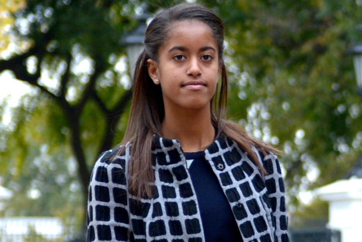 Con g&aacute;i Tổng thống Mỹ - Malia Obama &ndash; đang bị vướng v&agrave;o tin đồn sử dụng cần sa