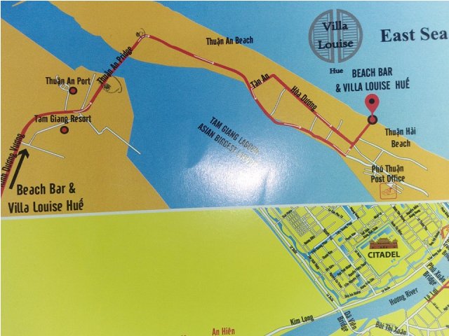 Hiện C&ocirc;ng ty Villa Louise Huế đ&atilde; cho in bản đồ mới ch&uacute; th&iacute;ch East Sea (Biển Đ&ocirc;ng) thay thế cho China Sea (Biển Trung Hoa)