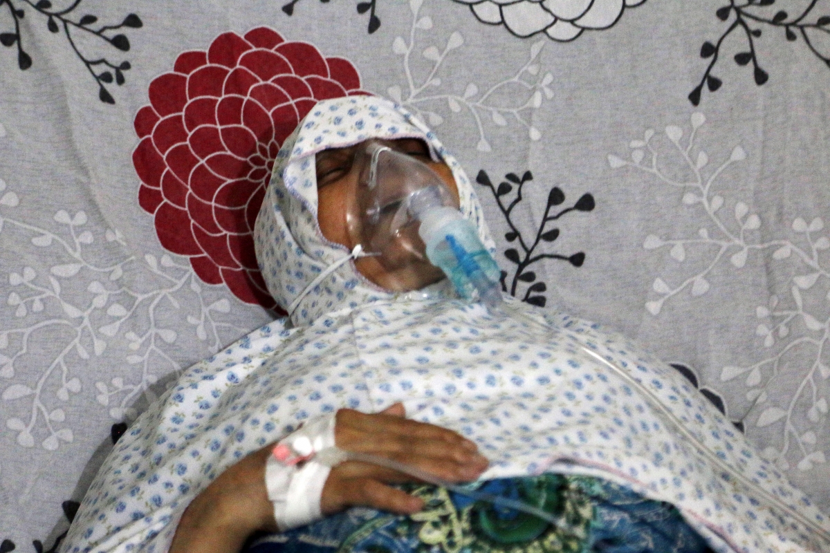 Tình hình Syria căng thẳng đã khiến thành phố chiến lược Aleppo rơi vào cảnh thừa khí độc, thiếu nhu yếu phẩm