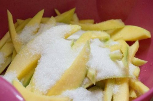 C&aacute;ch l&agrave;m mứt xo&agrave;i xanh thơm dẻo ai ăn cũng th&iacute;ch