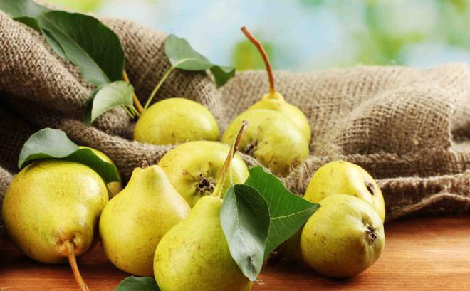 Ăn quả l&ecirc; c&ugrave;ng thịt ngỗng dễ khiến thận l&agrave;m việc qu&aacute; tải. Ảnh minh họa.