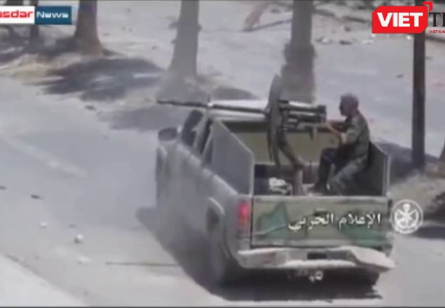 T&igrave;nh h&igrave;nh chiến sự Syria mới nhất: Binh sĩ qu&acirc;n đội Syria chiến đấu ở Đ&ocirc;ng Ghouta