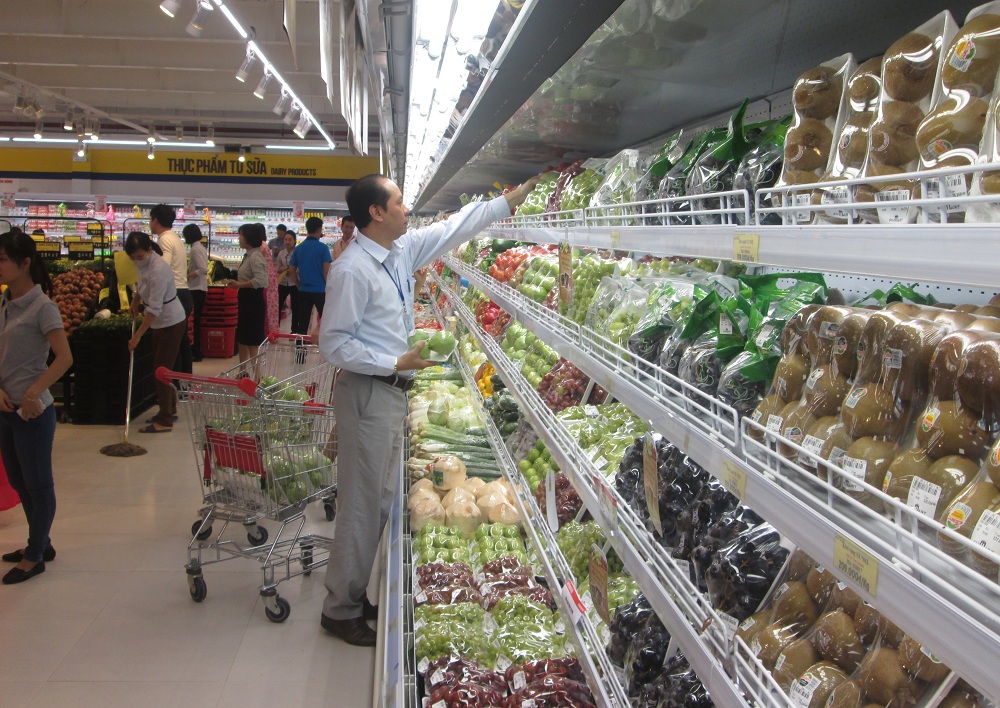 Si&ecirc;u thị Fivimart Cầu Giấy c&oacute; tr&ecirc;n 15.000 mặt h&agrave;ng của hơn 1.000 nh&agrave; cung cấp