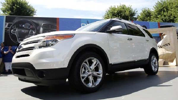 &Ocirc;ng lớn Ford thu hồi xe do lỗi kĩ thuật 