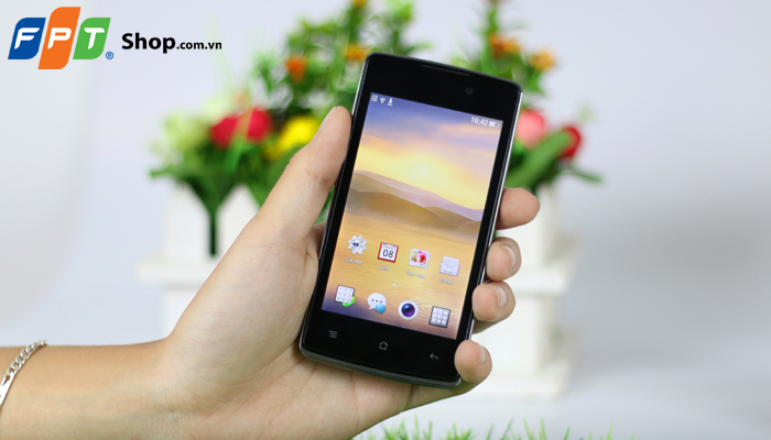 Asus Zenfone 5 vẫn là một hiện tượng trên thị trường điện thoại trong các tháng vừa qua, sản phẩm này đang giữ vị trí thứ 2 trong bảng xếp hạng doanh thu và vị trí thứ 3 trong bảng số lượng được bán ra tại FPT Shop.