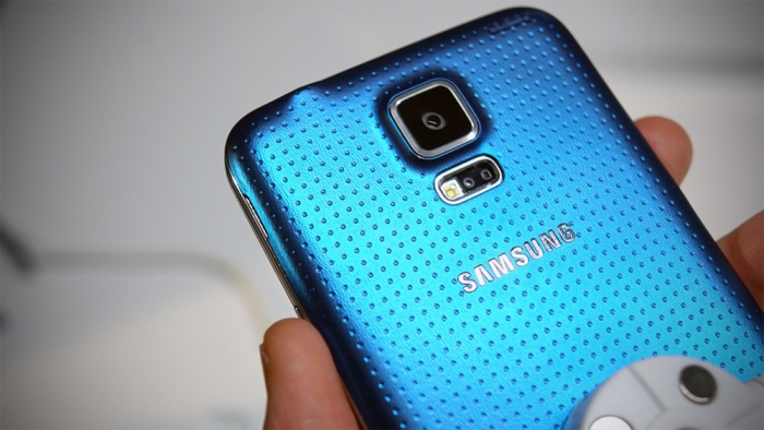 galaxy S5 d&iacute;nh lỗi