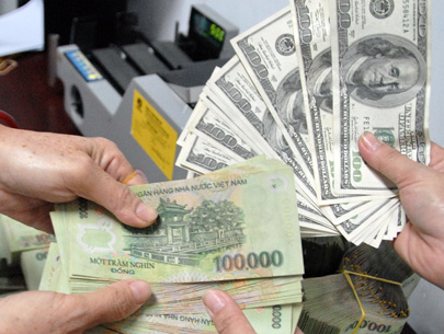 Trái với đà giảm của giá vàng hôm nay, giá USD tiếp tục bình ổn và có có dấu hiệu tăng nhẹ Trái với đà giảm của giá vàng hôm nay, giá USD tiếp tục bình ổn và có có dấu hiệu tăng nhẹ