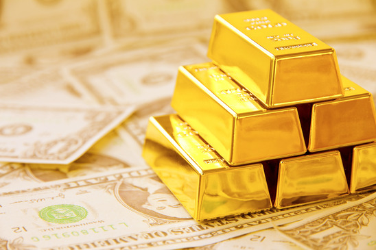 Giới chuy&ecirc;n gia dự đo&aacute;n gi&aacute; v&agrave;ng sẽ tiếp tục giảm s&acirc;u do sức &eacute;p từ kỳ vọng FED sẽ tăng l&atilde;i suất trong th&aacute;ng 12 tới