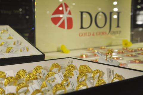 Gi&aacute; v&agrave;ng h&ocirc;m nay của DOJI đang ở mức thấp nhất 2 th&aacute;ng qua