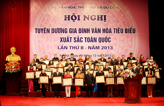 Cả nước c&oacute; 18,2 triệu gia đ&igrave;nh đạt chuẩn 'Gia đ&igrave;nh văn h&oacute;a'