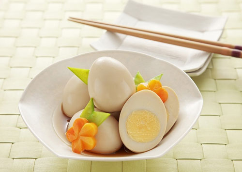 Trứng g&agrave; luộc