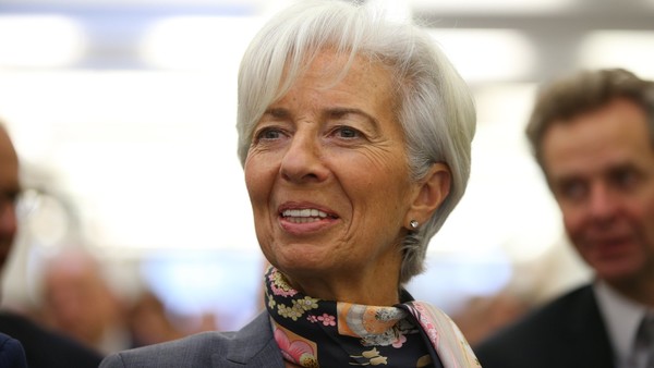 Giám đ&ocirc;́c đi&ecirc;̀u hành Qũy ti&ecirc;̀n t&ecirc;̣ Qu&ocirc;́c t&ecirc;́ (IMF) - Christine Lagarde