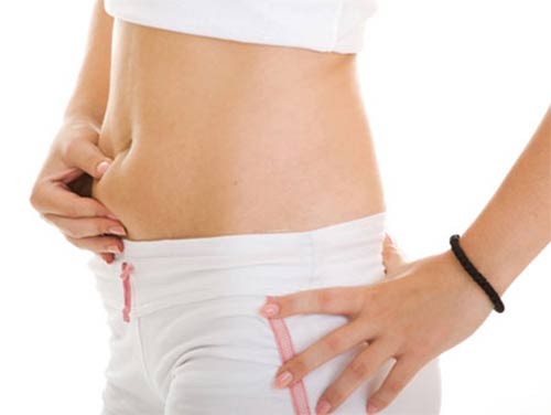 D&ugrave;ng b&atilde; cafe massage v&ugrave;ng eo c&oacute; thể giảm mỡ bụng hiệu quả