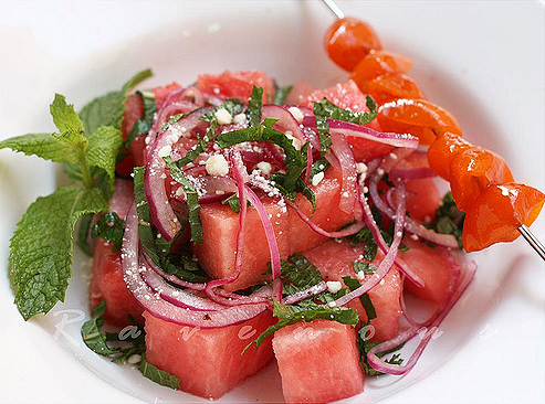 giảm c&acirc;n với salad rau quả