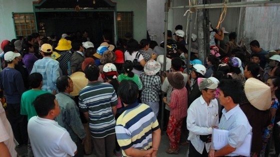 Sự việc đau lòng khiến khu phố chìm trong tang tóc