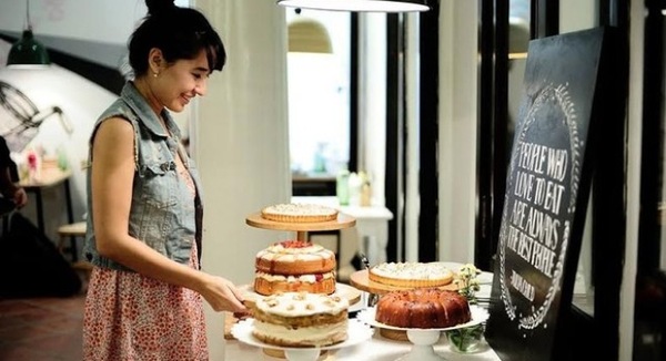 Cô chủ nhỏ, tham vọng, lên sàn, Hong Kong, London, thị trường, niêm yết Cô chủ nhỏ, tham vọng, lên sàn, Hong Kong, London, thị trường, niêm yết