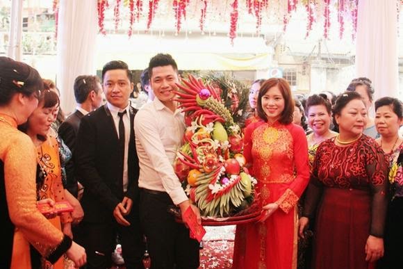 Và trải qua biết bao cuộc tình, cuối cùng Tuấn Hưng cũng tìm tới bến đỗ bình yên của đời mình