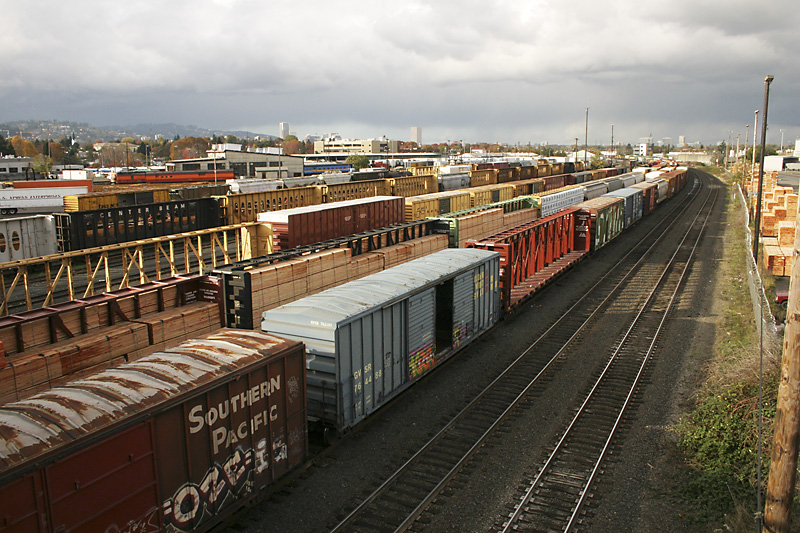 lạc hậu, đường sắt, b&aacute;n v&eacute; t&agrave;u Tết qua mạng, ga S&agrave;i G&ograve;n