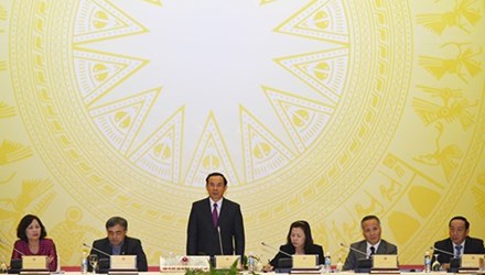 Gi&aacute; xăng giảm, gi&aacute; dầu giảm, xăng dầu thế giới, dầu th&ocirc;, bộ trưởng nguyễn văn n&ecirc;n, họp b&aacute;o ch&iacute;nh phủ