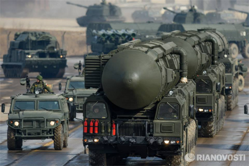 Các tổ hợp tên lửa đạn đạo liên lục địa ICBM Topol-M.