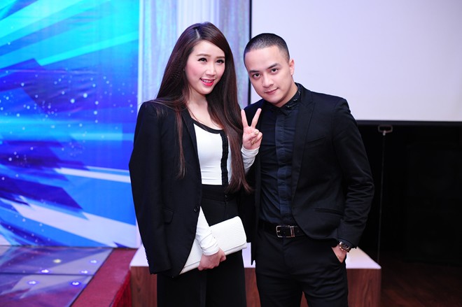 Về phía Cao Thái Sơn, anh sẽ thể hiện những ca khúc của nhạc sĩ Lam Phương cũng như những sản phẩm thuộc dự án hợp tác của anh với các nhà sản xuất của Mỹ. Đặc biệt, trong liveshow này, anh sẽ có nhiều ca khúc nhạc dance. Hiện tại, anh cũng đang tích cực tập luyện vũ đạo, với những động tác khó để có thể mang đến những phần trình diễn đáp ứng cả phần nghe và nhìn.