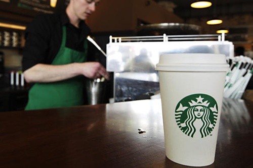 ch&iacute;nh s&aacute;ch, dịch vụ, đồ uống, kh&aacute;ch h&agrave;ng, pha chế, starbuck