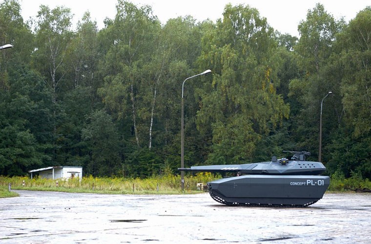Đây là thiết kế với sự hợp tác giữa Công ty Polish Defence Holding (Ba Lan) và Tập đoàn BAE System (Anh Quốc). PL-01 lần đầu lộ diện tại triển lãm 13Win19 com hàng nghìn trò chơi quốc phòng MSPO 2013 (tổ chức tại Ba Lan), và bây giờ, mẫu thử này được cho là đang trải qua các cuộc thử nghiệm trên thực địa.