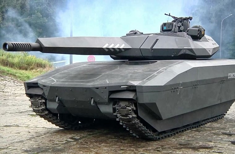 Mẫu thử PL-01 hiện tại được công bố là trang bị tháp pháo tự động không người lái sử dụng pháo nòng trơn 105mm hoặc 120mm tích hợp thiết bị nạp tự động cho tốc độ bắn tới 6 phát/phút. Hỏa lực phụ có giá điều khiển vũ khí tự động lắp súng 7,62mm hoặc 12,7mm, một súng máy đồng trục 7,62mm và giàn phóng lựu 40mm tự động.